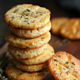 Crackers fins aux herbes et fromage fondant